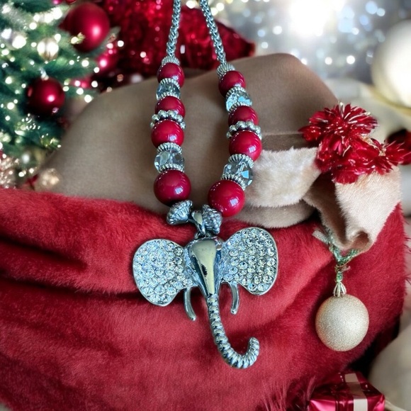 Elephant JULES Necklace with Rhinestones, Red Beads and Silver Spacer Beads - Picture 2 of 6